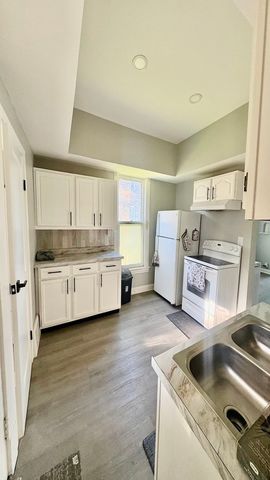 11733 S Stewart Avenue 1, Chicago, IL 60628