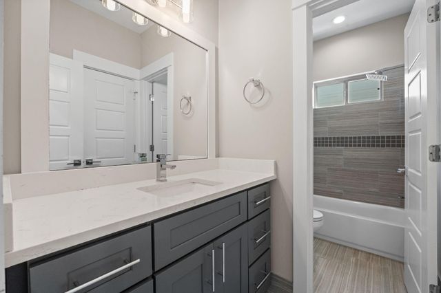 1925 Gano Street, Houston, TX 77009