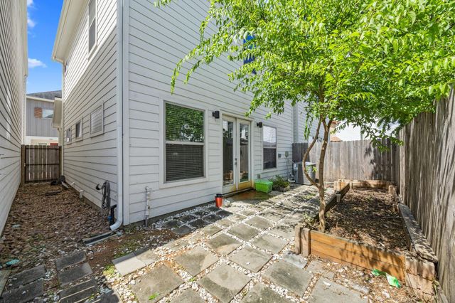 1925 Gano Street, Houston, TX 77009