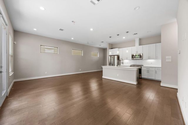 1925 Gano Street, Houston, TX 77009