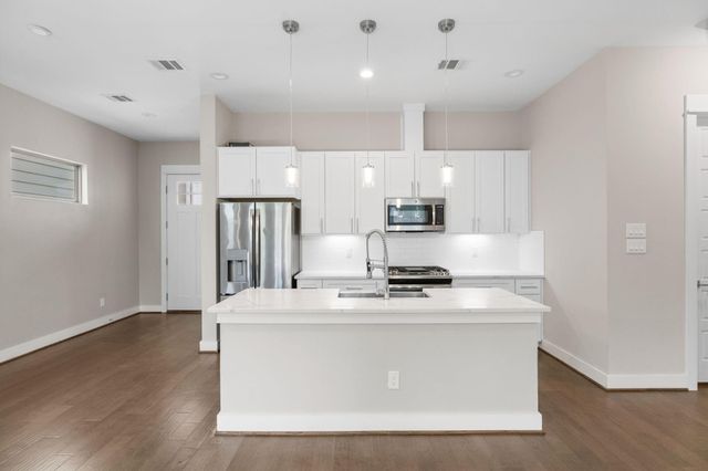 1925 Gano Street, Houston, TX 77009