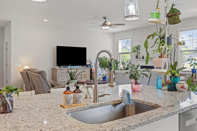 2512 Hummingbird Lane, Summerville, SC 29483