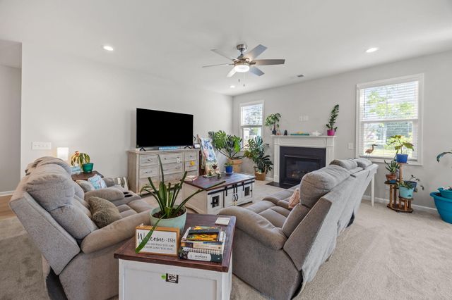 2512 Hummingbird Lane, Summerville, SC 29483
