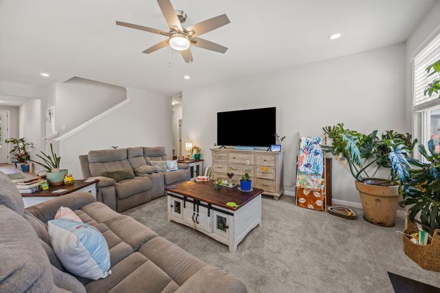 2512 Hummingbird Lane, Summerville, SC 29483
