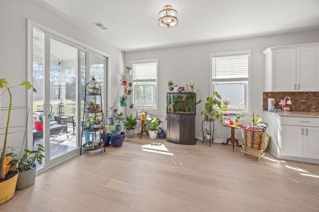 2512 Hummingbird Lane, Summerville, SC 29483