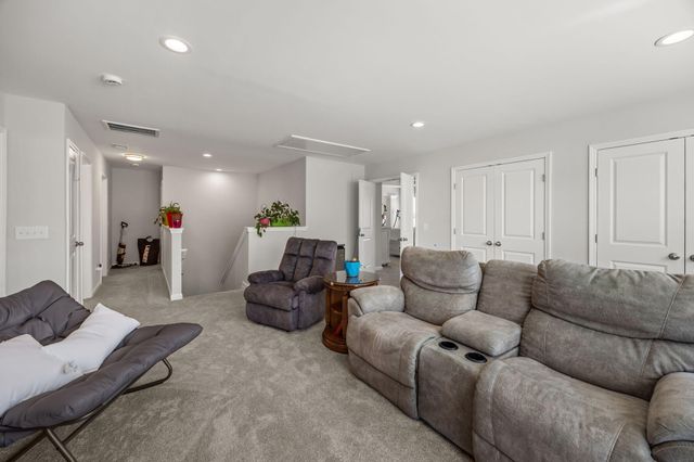 2512 Hummingbird Lane, Summerville, SC 29483