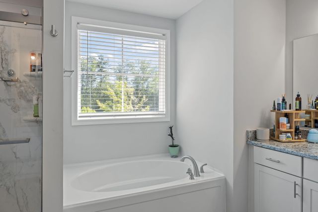2512 Hummingbird Lane, Summerville, SC 29483