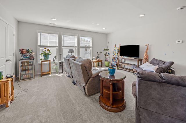 2512 Hummingbird Lane, Summerville, SC 29483