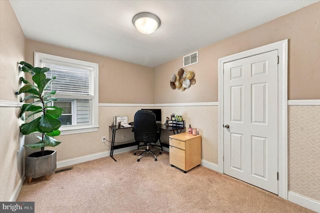 34 GREENHILL RD, Springfield, PA 19064