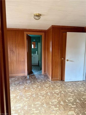 4046 Randleman Road, Greensboro, NC 27406