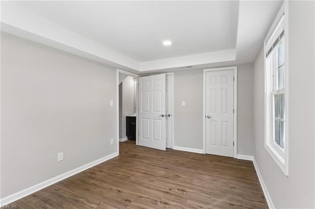 3 E Davis RD, Hampton, VA 23666