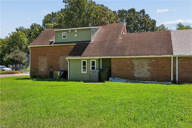 3 E Davis RD, Hampton, VA 23666