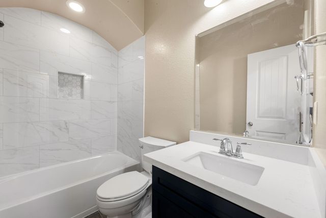 11429 W Woodmark, Conroe, TX 77304