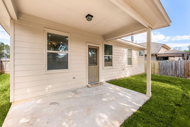 11429 W Woodmark, Conroe, TX 77304