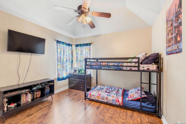 104 E 16TH ST, Hondo, TX 78861