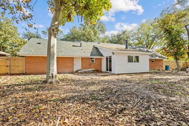 4209 Ashmore Drive, North Richland Hills, TX 76180