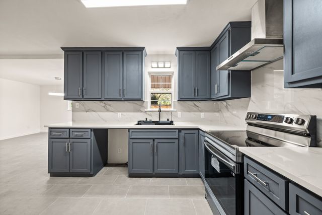 4209 Ashmore Drive, North Richland Hills, TX 76180