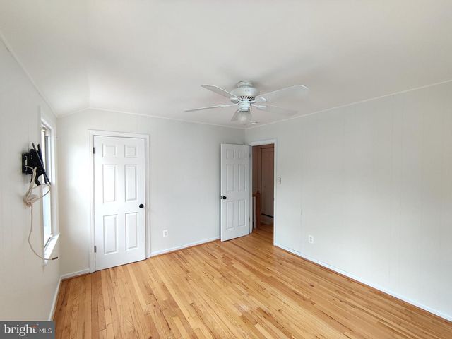 5942 WILLIAMSBURG RD, Alexandria, VA 22303