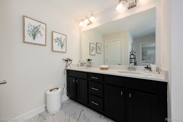 53213 Bay Laurel Lane, Lyon Charter Township, MI 48178