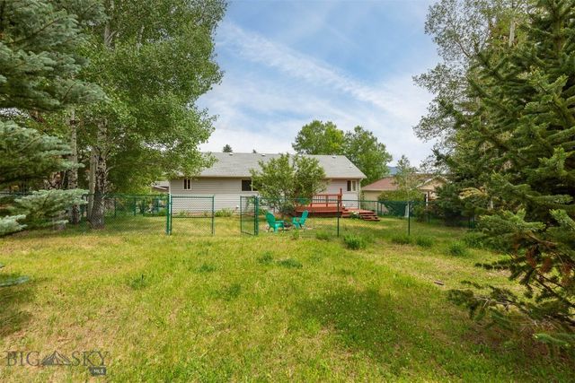 1206 S Pinecrest Drive, Bozeman, MT 59715