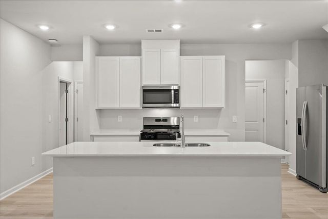 8 Angel Wood Drive, Piedmont, SC 29673