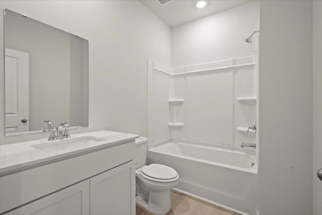 8 Angel Wood Drive, Piedmont, SC 29673