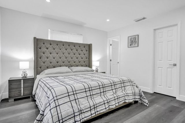 2114 N 42nd Avenue, Hollywood, FL 33021