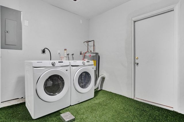 2114 N 42nd Avenue, Hollywood, FL 33021