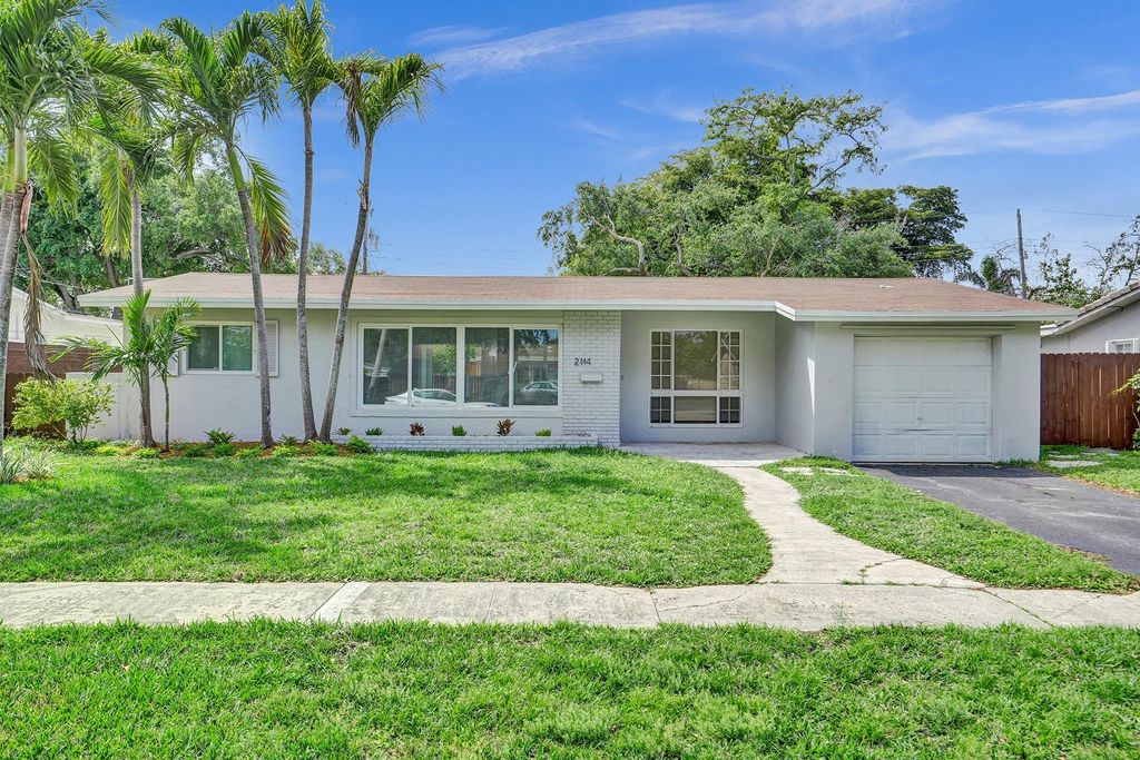 2114 N 42nd Avenue, Hollywood, FL 33021