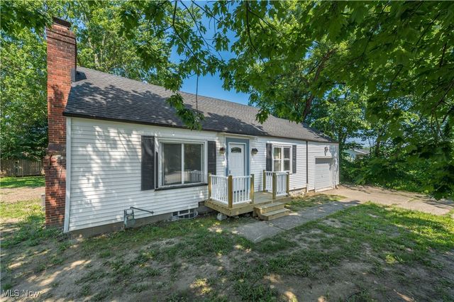 11432 Pearl Road, Strongsville, OH 44136