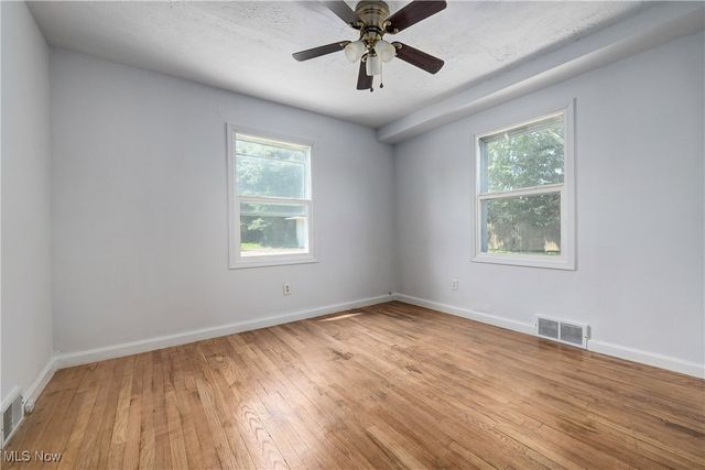 11432 Pearl Road, Strongsville, OH 44136