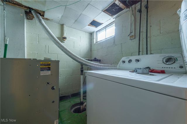 11432 Pearl Road, Strongsville, OH 44136