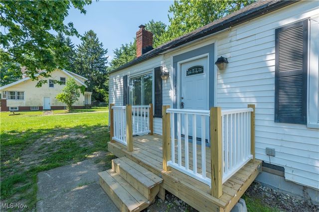 11432 Pearl Road, Strongsville, OH 44136