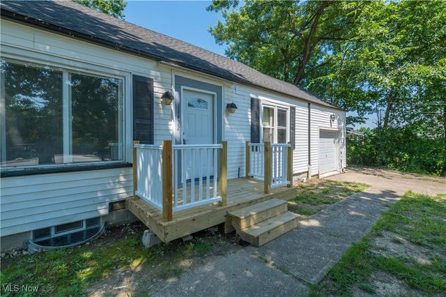 11432 Pearl Road, Strongsville, OH 44136