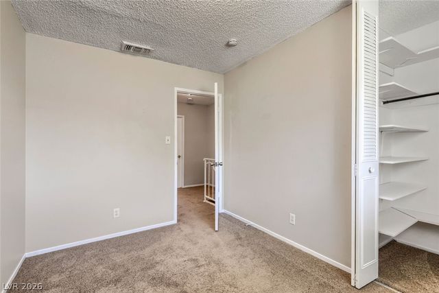 532 Greenbriar Townhouse Way, Las Vegas, NV 89121