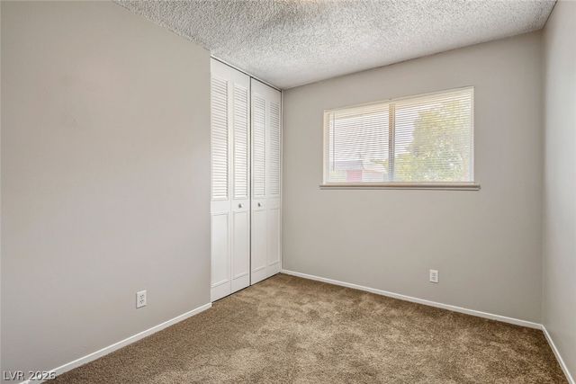 532 Greenbriar Townhouse Way, Las Vegas, NV 89121