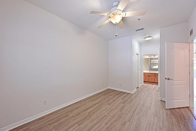 1011 FAIRWAYCOVE LANE 202, Bradenton, FL 34212