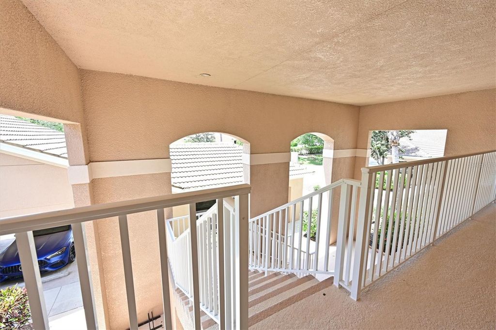 Image 34 of property listing at 1011 FAIRWAYCOVE LANE 202, Bradenton, FL 34212