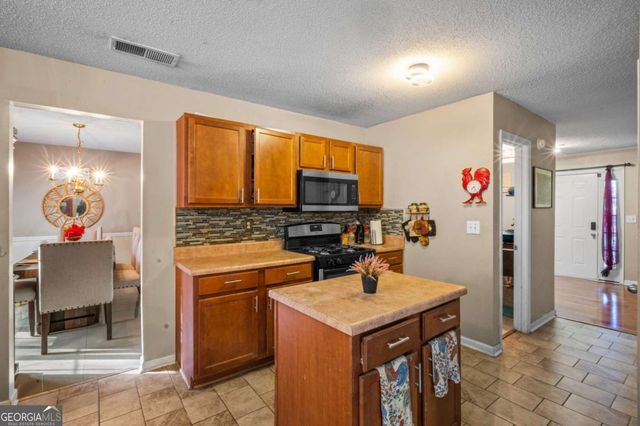 112 Bellington Drive, Mcdonough, GA 30253