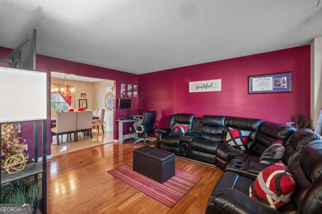 112 Bellington Drive, Mcdonough, GA 30253