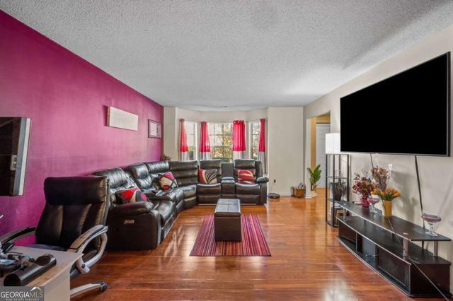 112 Bellington Drive, Mcdonough, GA 30253