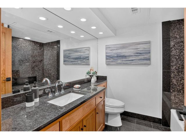 2052 Oxford Ln, Superior, CO 80027
