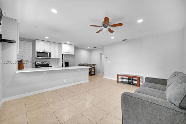 2600 S Ocean Dr S311, Hollywood, FL 33019