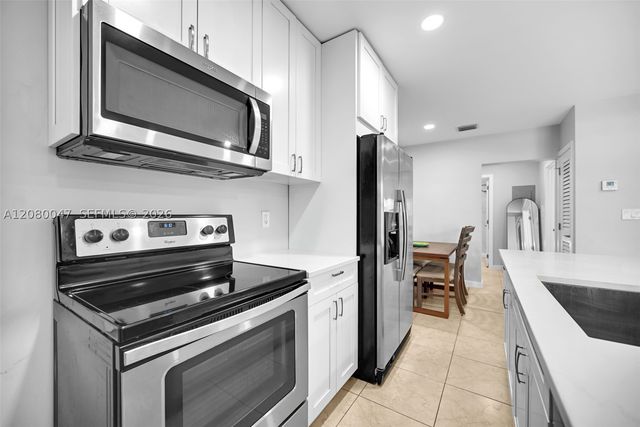 2600 S Ocean Dr S311, Hollywood, FL 33019