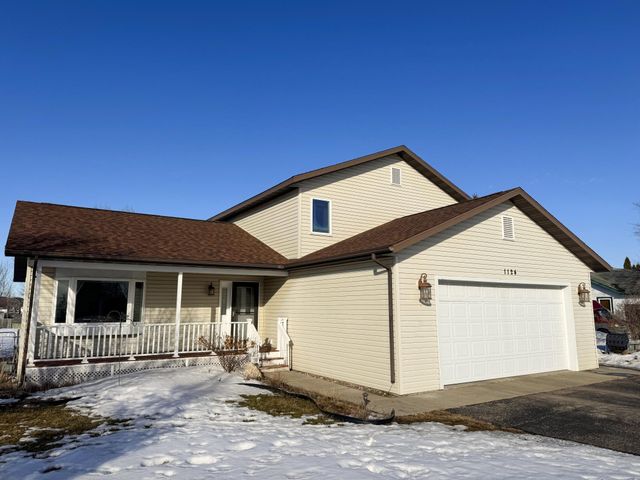 1124 Garnet Boulevard, Detroit Lakes, MN 56501