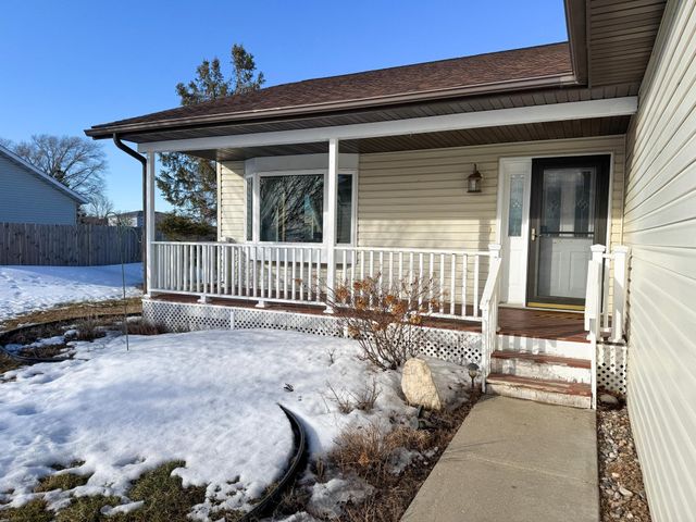 1124 Garnet Boulevard, Detroit Lakes, MN 56501