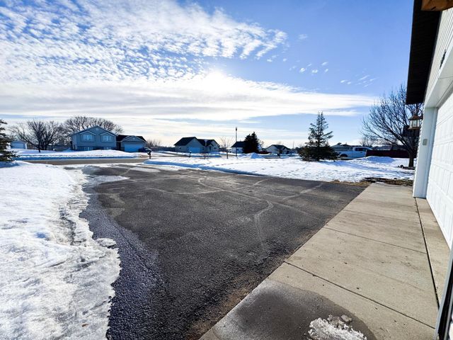 1124 Garnet Boulevard, Detroit Lakes, MN 56501