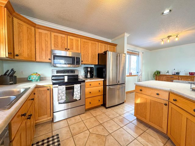 1124 Garnet Boulevard, Detroit Lakes, MN 56501