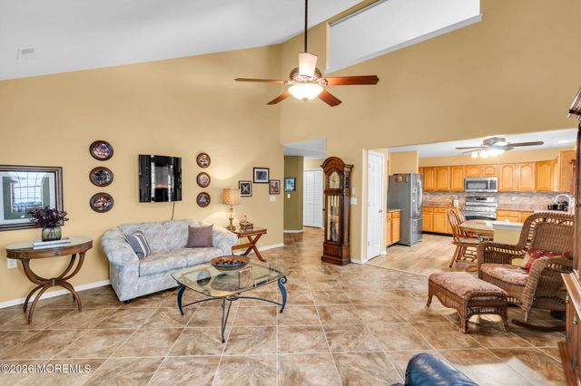 45 Cypress Point Lane, Jackson, NJ 08527