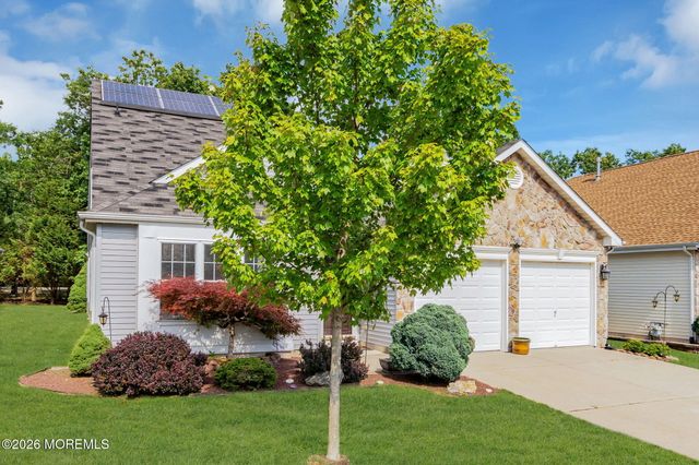 45 Cypress Point Lane, Jackson, NJ 08527